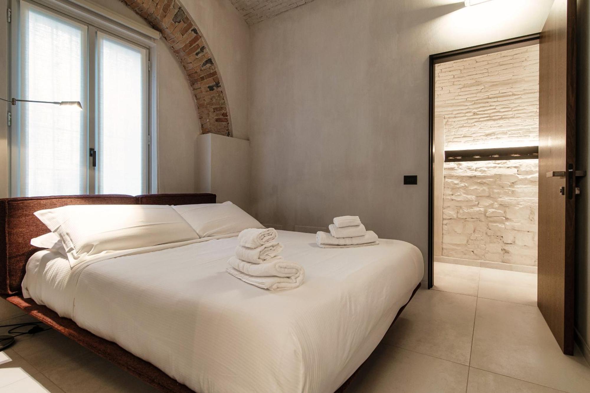 Suites Lorodellago Como - The House Of Travelers Exterior photo